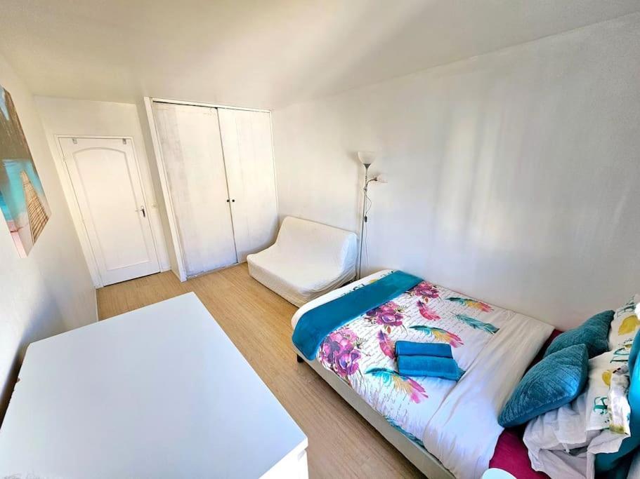 Apartment Tres Bel Appartement, 10 Min Gare, 20 Min De Paris